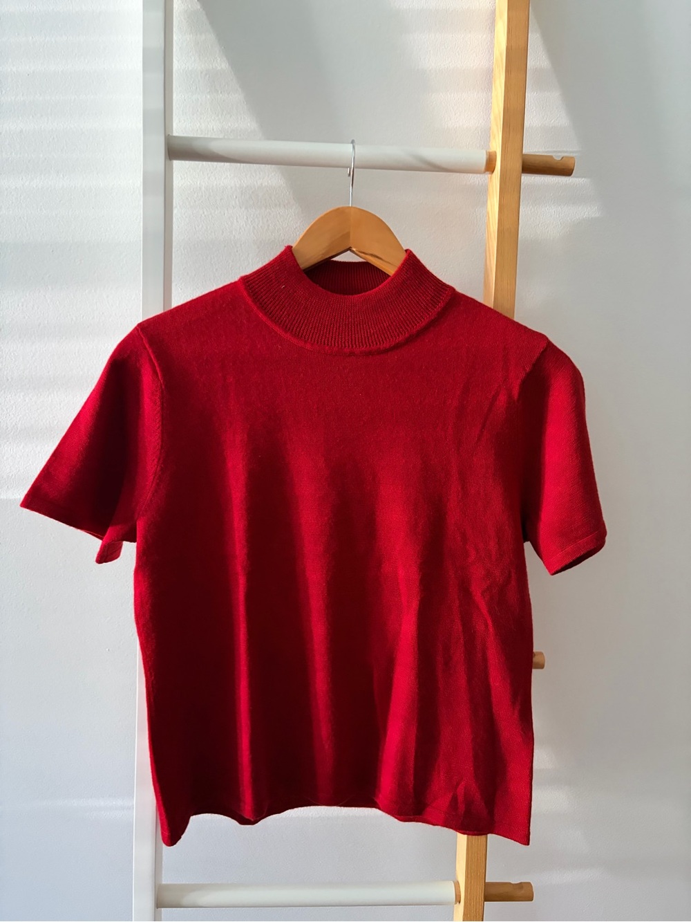 Women’s Daniele O Red Mock Neck Short Sleeve Top